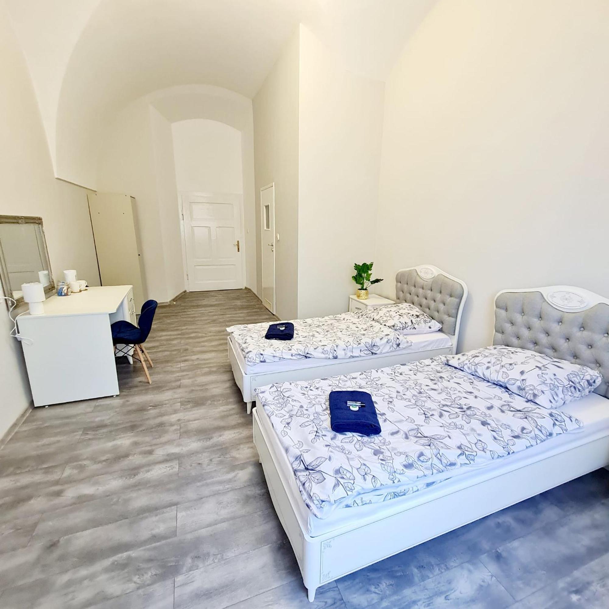 Diecezjalny Dom Formacyjny Apartment Nysa Exterior foto